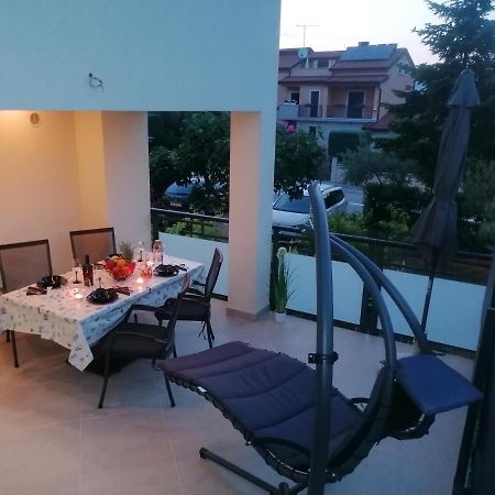 Apartmani Kiko Πόρετς Εξωτερικό φωτογραφία