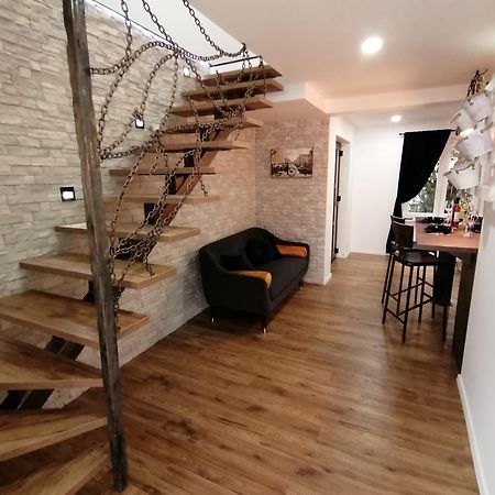 Apartmani Kiko Πόρετς Εξωτερικό φωτογραφία