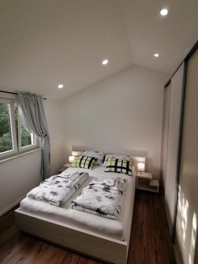 Apartmani Kiko Πόρετς Εξωτερικό φωτογραφία