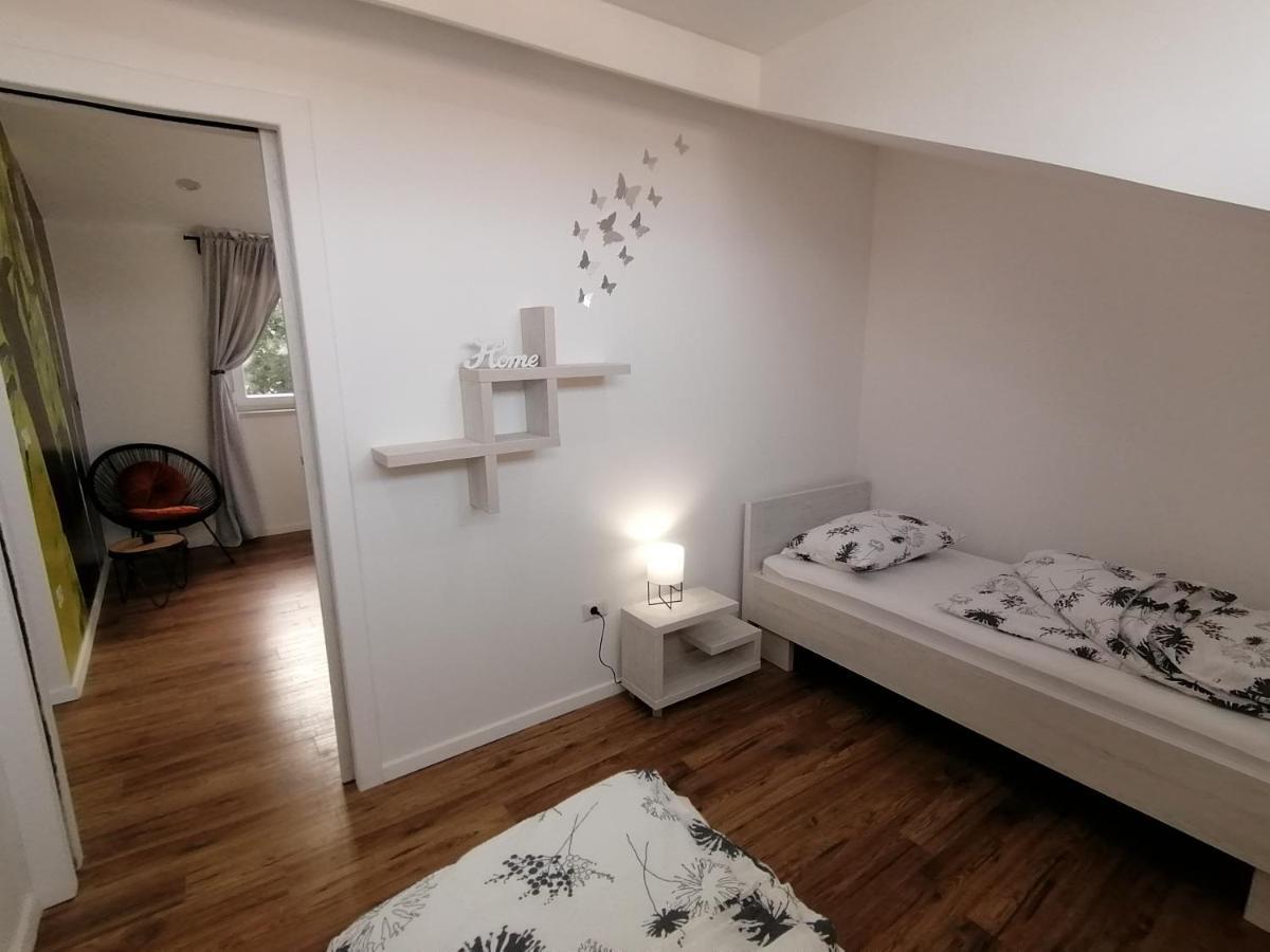 Apartmani Kiko Πόρετς Εξωτερικό φωτογραφία
