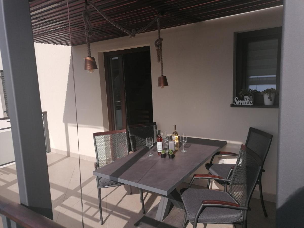 Apartmani Kiko Πόρετς Εξωτερικό φωτογραφία