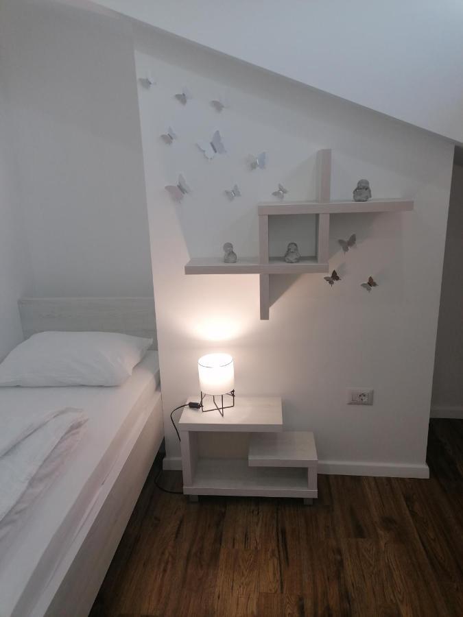 Apartmani Kiko Πόρετς Εξωτερικό φωτογραφία