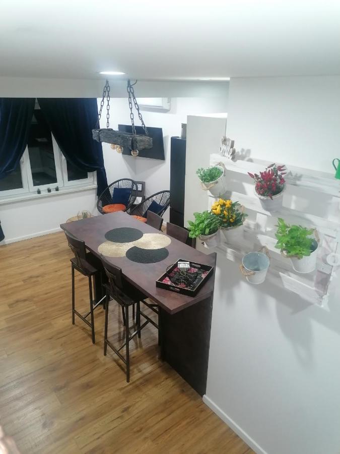 Apartmani Kiko Πόρετς Εξωτερικό φωτογραφία