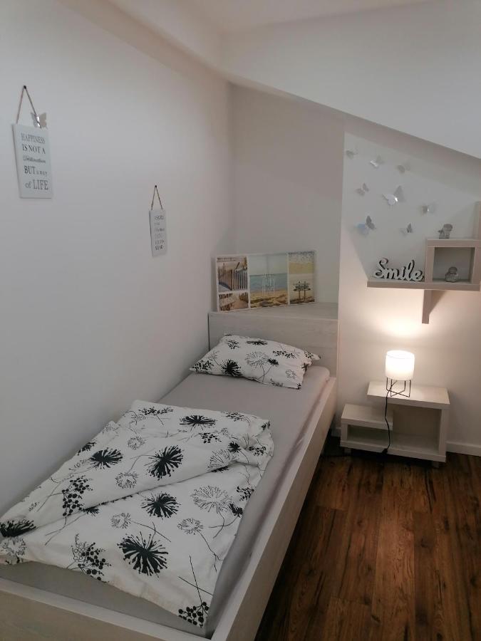 Apartmani Kiko Πόρετς Εξωτερικό φωτογραφία