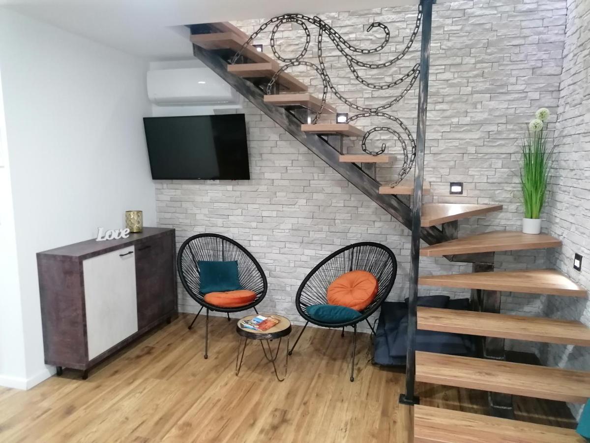 Apartmani Kiko Πόρετς Εξωτερικό φωτογραφία