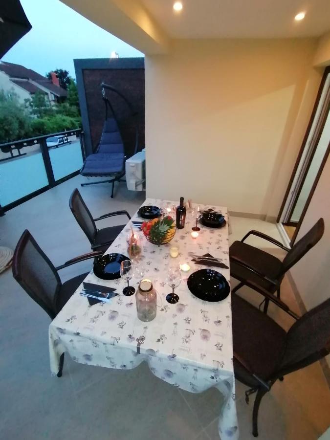 Apartmani Kiko Πόρετς Εξωτερικό φωτογραφία
